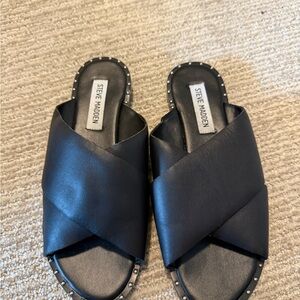 Steve Madden Black Cross-Strap Sandals